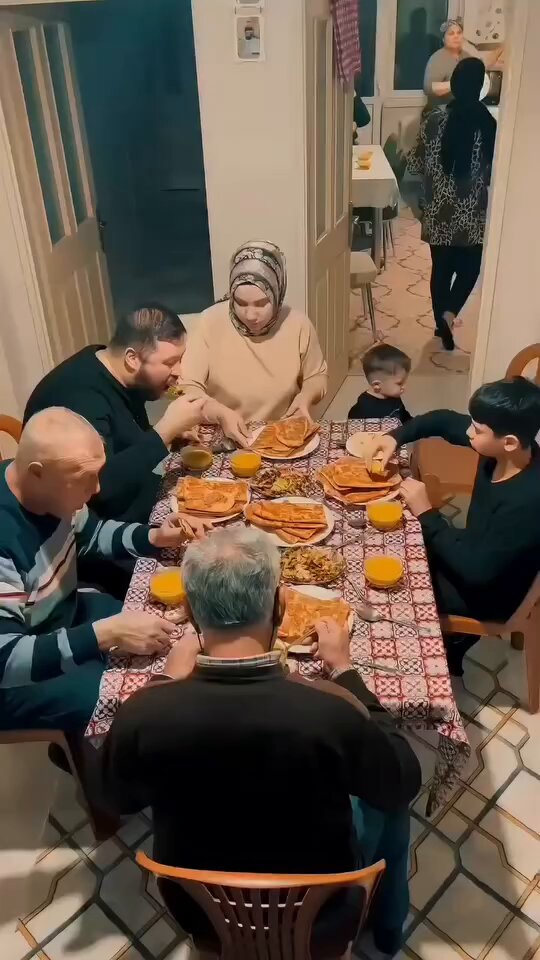 Evinde bereket isteyenler burada mı?