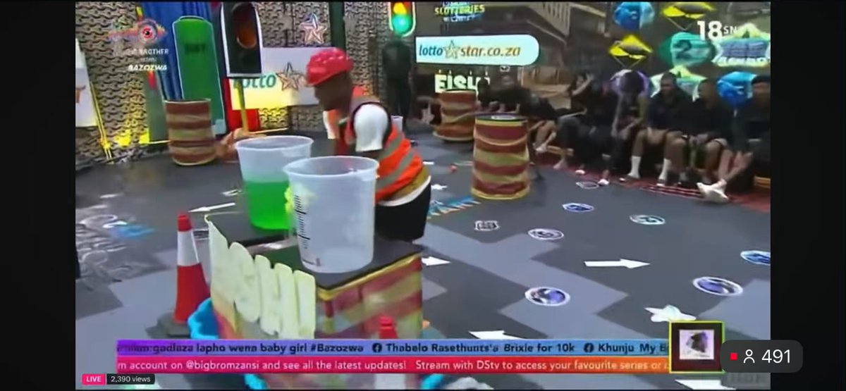 Thando: Pretend you're doing our laundry. Pretend it’s my blanket. Me: See what she’s reduced a whole Zulu man to, mocking him as a houseboy openly 🤣 #BBMzansi #BBMzansiS6