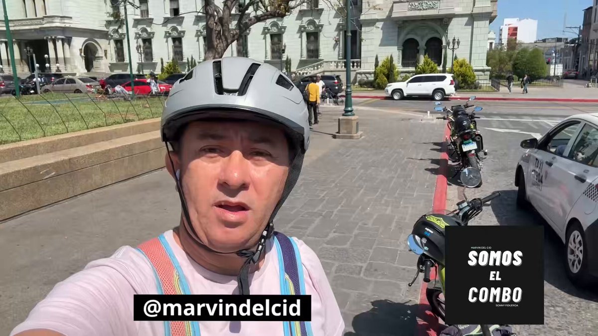 Así es como la Policía Municipal de Tránsito Policía MT Ciudad de Guatemala aplica la ley de manera selectiva Los abusos de poder resultan evidentes Video grabado en la 7ª avenida, frente a la Catedral Metropolitana y al Palacio Nacional de la Cultura #ElMejorLugarParaVivir #UnLugarQueAvanza