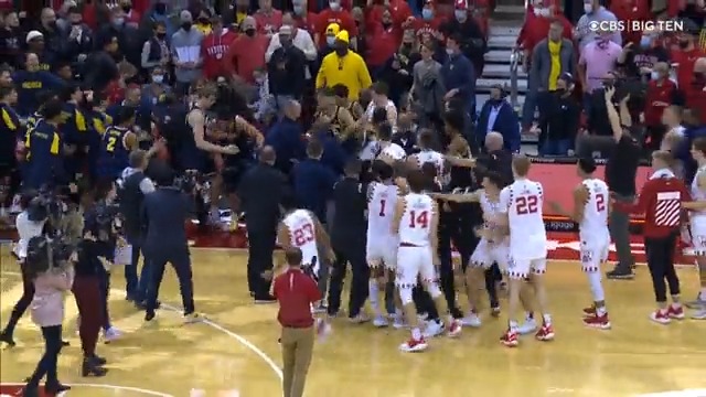 4 years ago today Juwan Howard slapped a man