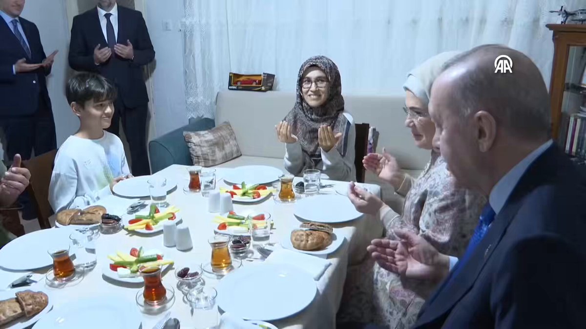Milletin adamı..