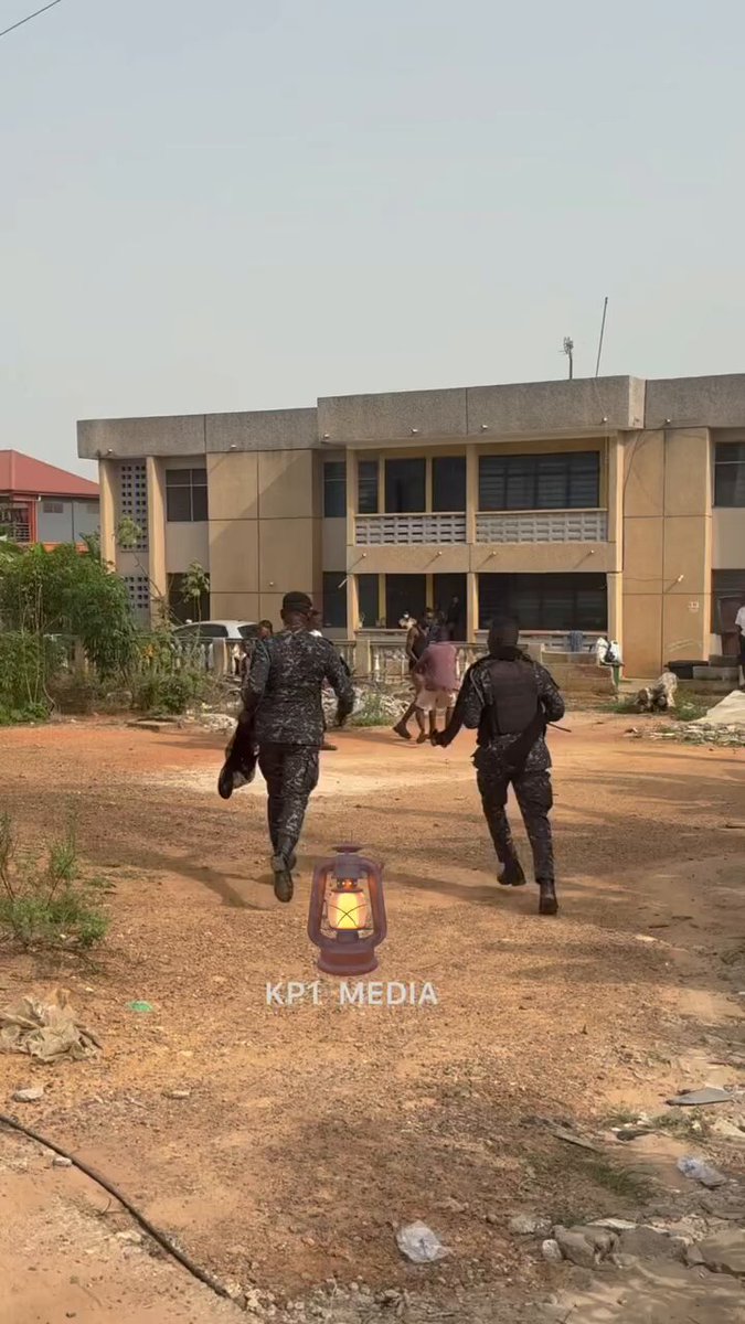 BREAKING NEWS: Students of Adisadel College and Aggrey Memorial engaged in an open fight at the Cape Coast Sports Stadium.