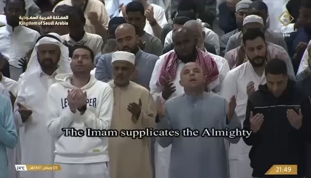 آمِّنوا على الدعاء، يا عزاب آمِّنوا (: الشيخ د. الوليد الشمسان الله يجزاه خير دائماً في القنوت [ يتذكر العزاب ويدعي لهم 😁😁🤍🤍🤍]