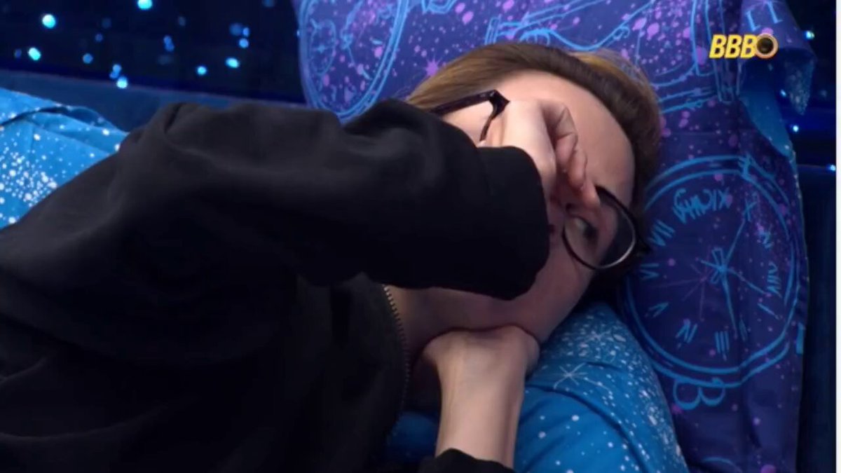 Ana Paula sobre a relação do outro grupo com a Gabriela: “Eles acham que estão enrolando ela, e escorregam.” #BBB26