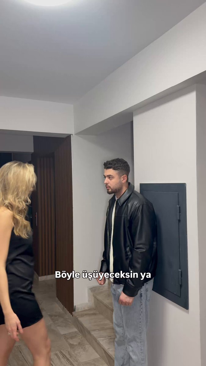 nasıl ikna etti onu düşünüyorum