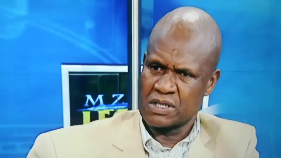 Stanley Screamer Tshabalala cooked shem, Motsepe must honor this legend. One of best football philosophers in the world. Shad Maoka learn your history.
