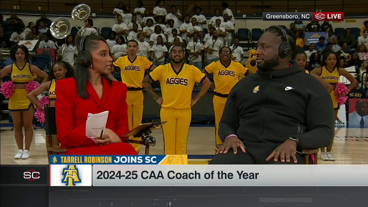 .@ladyaggiebball's Chaniya Clark leads her team by setting a good example on and off the court 💪