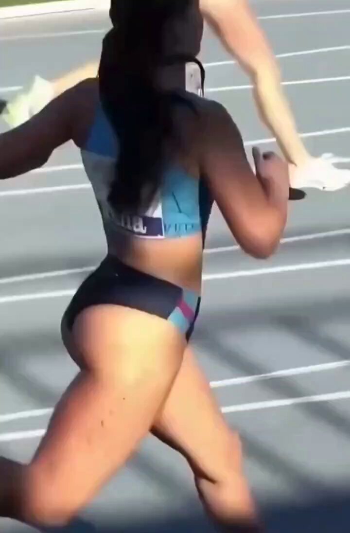 Women's sports has too revealing outfits. Don't you think?🤔