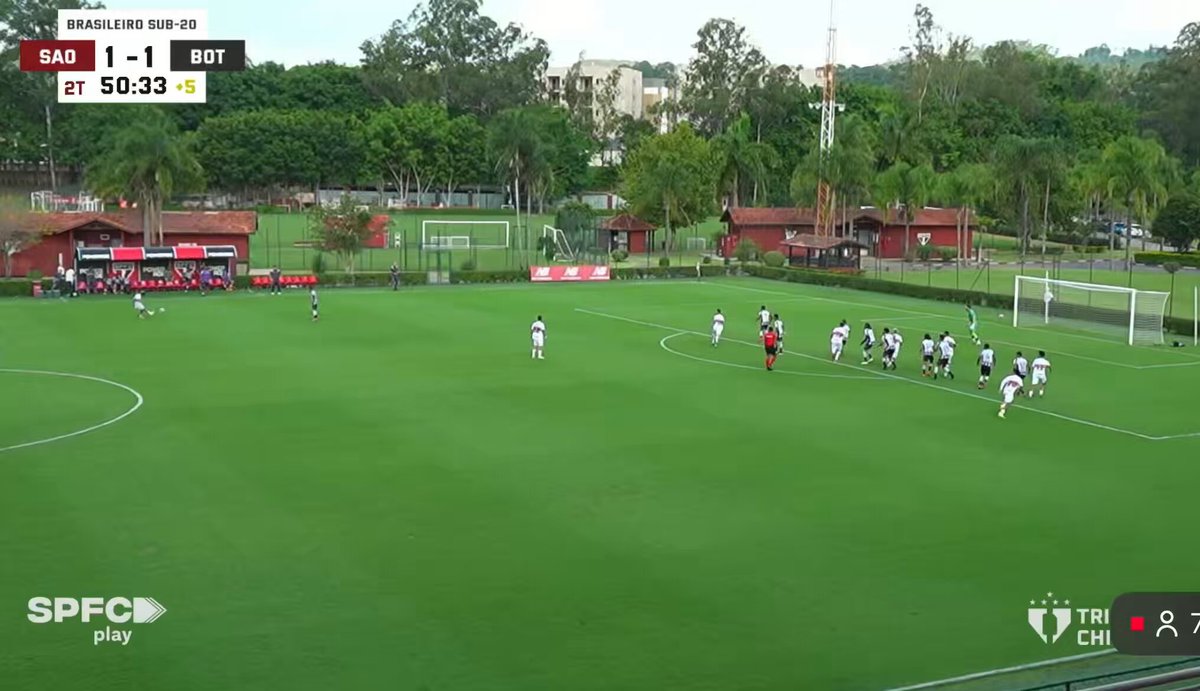 “Bota o goleiro do sub-20 e foda-se” O goleiro do sub-20: