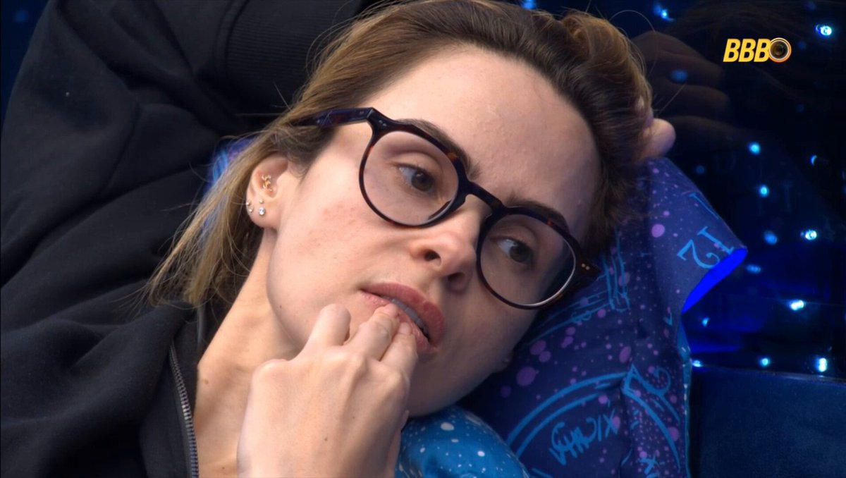 Ana Paula: "Eu não me diminuo pra caber em coração nenhum. É o que Caetano fala: 'só eu sei as dores e as delicias de ser quem eu sou', é muito sofrido? É, mas é muito bom também. Eu sei que as pessoas vão gostar ou não de mim e tá tudo bem." #BBB26