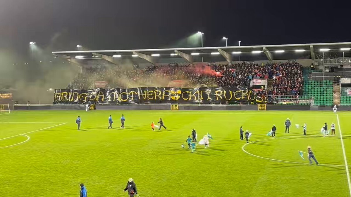 Derby ready, Wu-Tang Clan banner unveiled by the Saints fans.