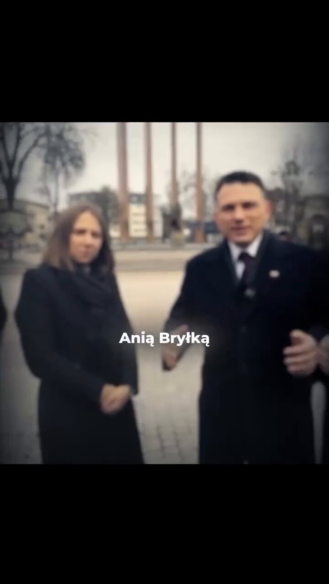 🇵🇱🤓 Польський кандидат у президенти Славомір Менцен після вояжу до Львова, де назвав Бандеру «терористом», тепер озброюється Політик подав заяву на носіння зброї через погрози від українців Провокація під пам'ятником обернулася для лідера ультраправих страхом за власну безпеку