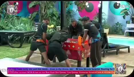 Trixie: She put it behind her and I asked, 'Thandeka, why must you be this person?' I asked Mmeli, why will she be like this? And Mmeli was like, Thandeka please give the check. She was like ( arguing) so I just leaned over and grabbed the check #BBMzansi #BBMzansiS6