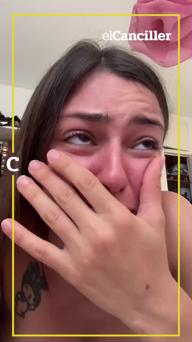 [REDES] "Realmente no entiendo cómo me cagué la piel así": una tiktoker se puso a llorar porque vio sus tatuajes y ya no le gusta. 😫