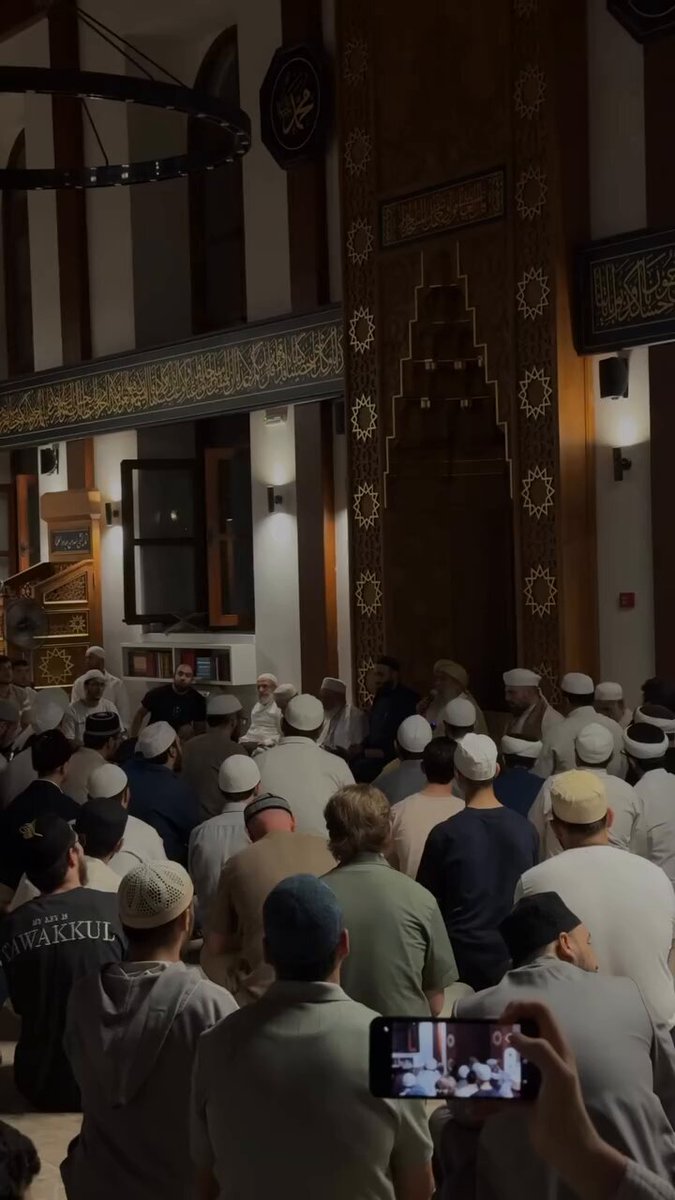 12 saat oruç tutup 12 dakikada doyduğunu hissetmek; bu Dünyanın zevklerinin ne kadar geçici olduğunun en mükemmel örneğidir. #RamazanRuhunuYaşat