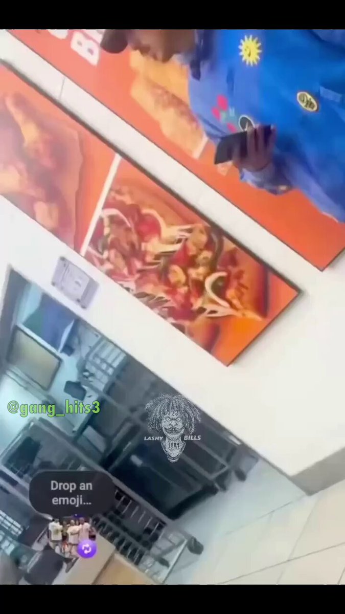Bro, the way he fell! 🤣🤣🤣🤣