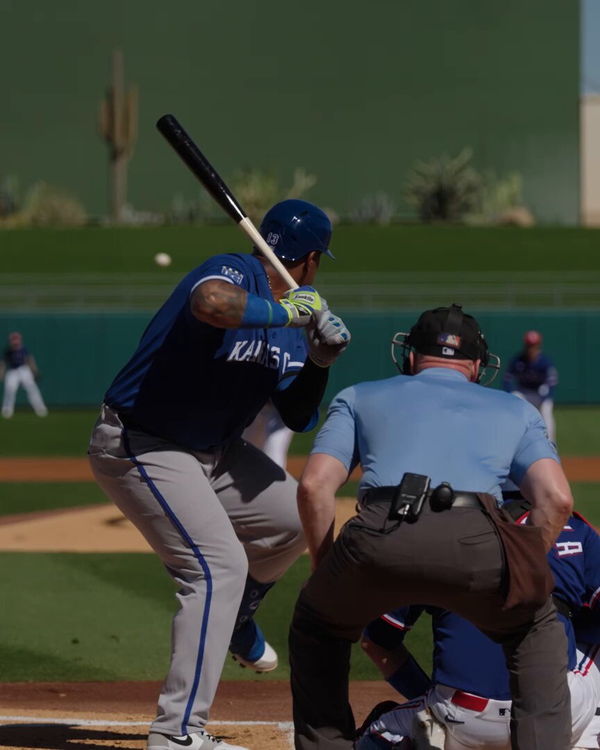 Oh, how we missed this. The first homer of spring is a 441' Salvy smash! 💥