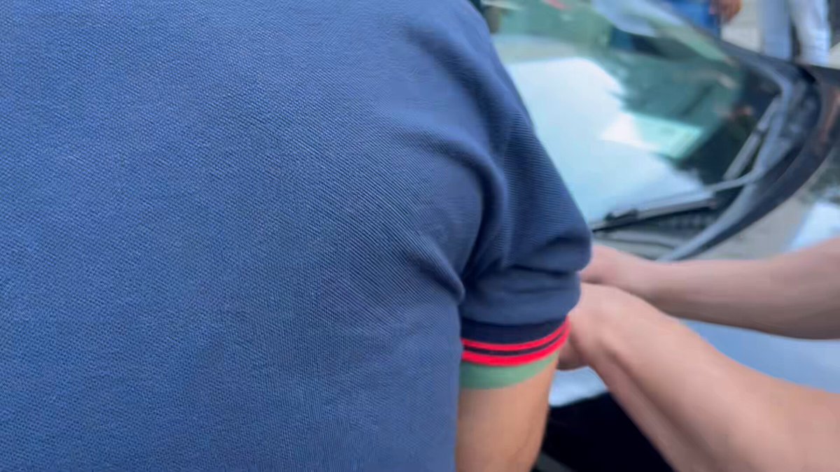 Olten Ayres e Pimenta não falaram com os torcedores e houve confusão. O carro ainda quase atropelou o nosso amigo Anotações Tricolores, por Alexandre Giesbrecht