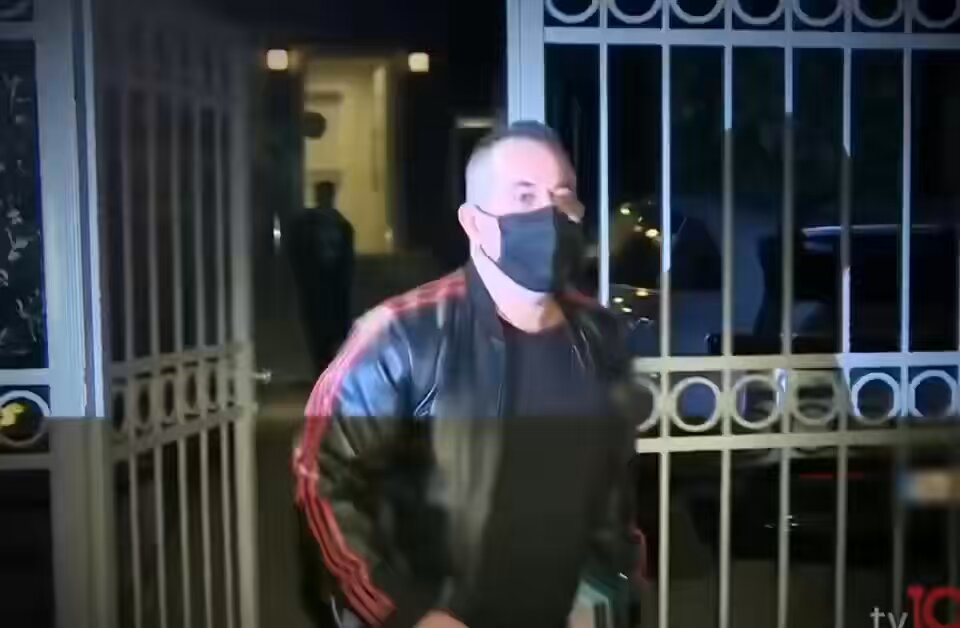 Bu aralar ne atsam tutuyor biraz daha böyle devam ederse şu moda giricez allah çarpsın