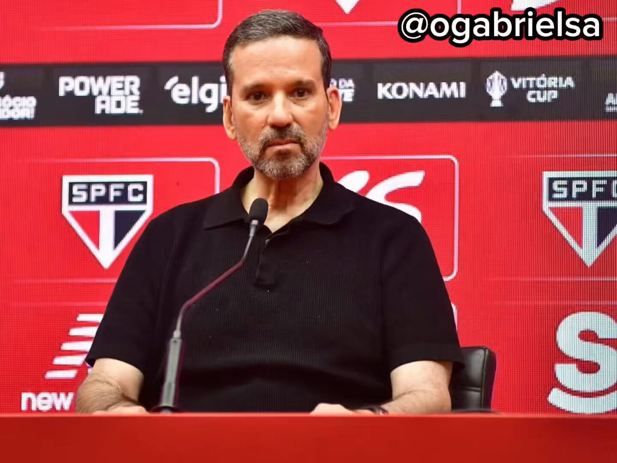 Tive acesso exclusivo a áudios que implicam o presidente do Conselho Deliberativo do São Paulo, Olten Ayres, em um suposto esquema irregular de venda de ingressos de camarote no Morumbis. Segundo as gravações, Lucca Monteiro Borzani, filho de Felício Borzani Neto, amigo de infância de Olten Ayres, vende ingressos no setor camarote térreo, na tribuna do Conselho, em nome do dirigente. Nos áudios obtidos pela reportagem, Lucca se apresenta como responsável pela intermediação das entradas e afirma que os bilhetes estavam vinculados ao espaço destinado ao Conselho Deliberativo. O UOL obteve registros de ingressos vendidos desde 2024, todos vinculados ao nome de Olten Ayres. No próprio ingresso virtual, consta o aviso em destaque: "Venda proibida. Caro torcedor esse é um ingresso de cortesia e a sua venda é expressamente proibida. Ajude a combater o comércio irregular e denuncie”.