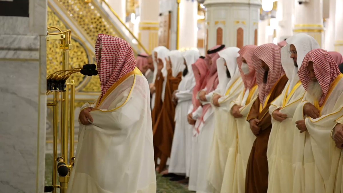 تلاوة أسيفة عادت بنا إلى الماضي الجميل ..