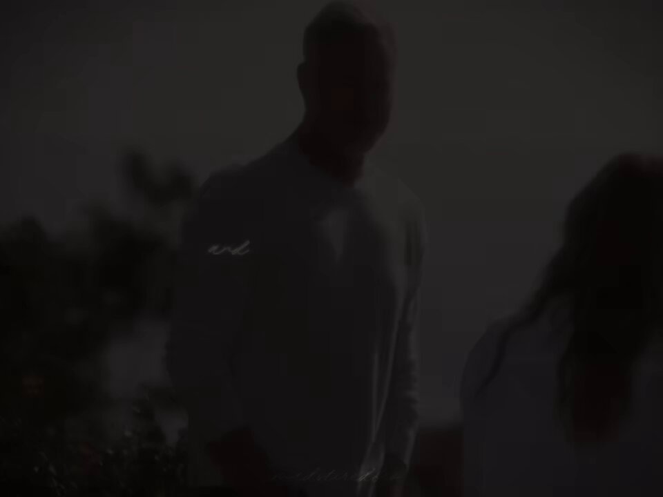 dói demais chegar na idade em que os ídolos das suas séries e filmes começam a partir. não tava pronta pra isso. por mais que eu soubesse que esse momento ia chegar, não consigo aceitar que meu mark sloan se foi, e agora pra valer mesmo.