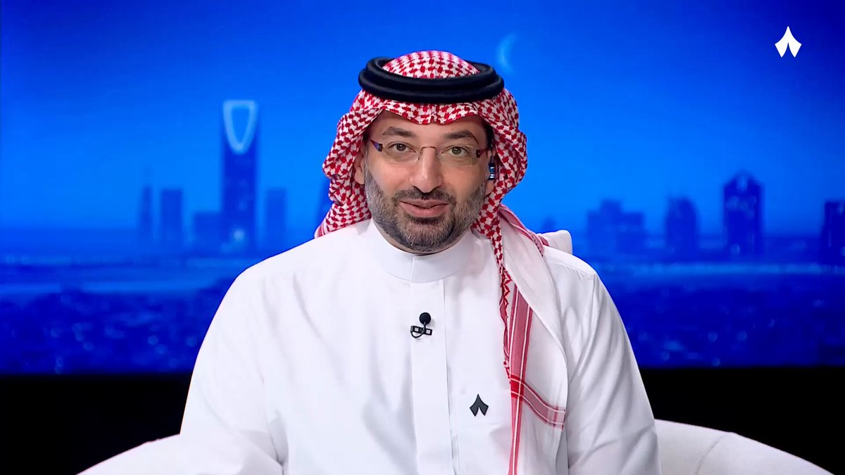 «تقدير واحترام لإدارة نادي الفيحاء وقسم الإعلام والاتصال في المركز الإعلامي، لأول مرة في تاريخ الدوري نشاهد اللاعبين يظهرون بكامل الزي السعودي في مقابلات بعد المباراة.» شكر مذيع «ثمانية» سلطان الغشيان لإدارة نادي الفيحاء السعودي 🎙️ #التعاون_الفيحاء | #دوري_روشن_السعودي