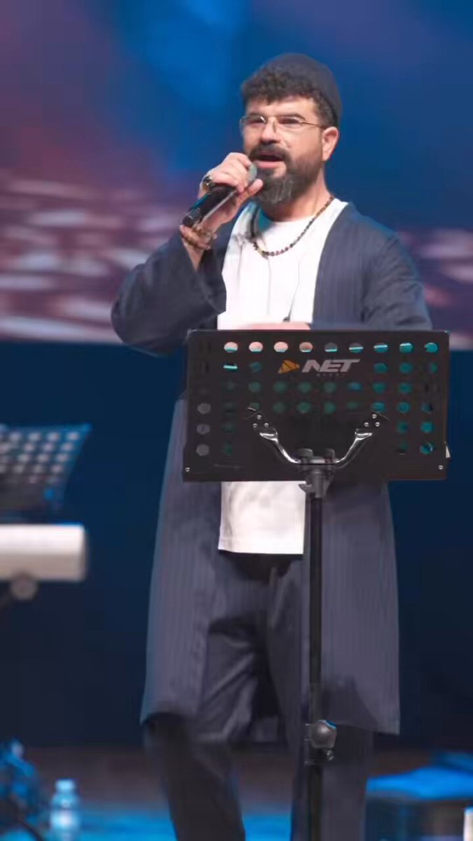 Ne güzel diyor Fadıl Aydın; Hazırlanın özümüze dönüyoruz, küllerimizden doğuyoruz. Yeniden bu topraklarda Muhammed-i muhabbetli gençlerle gönüller inşa etmeye geliyoruz. Gafiller görsün, Hakk’ı sevenler var…