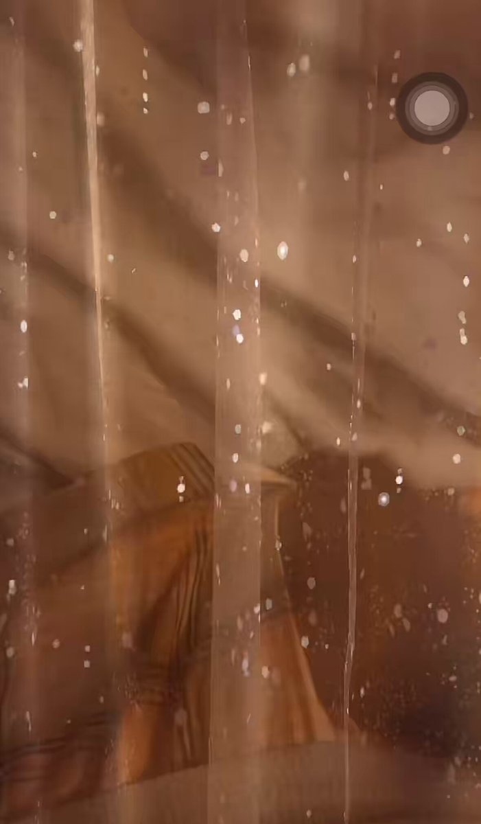 Flashes his live a few times🥵🍆 #TikTokLIVE