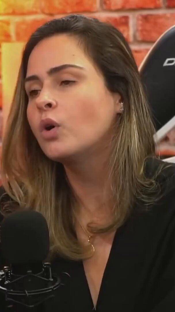 Ana Paula diz que fez as pazes com Tiago Leifert em 2023: "ele me chamou no inbox e nós conversamos, um dos maiores apresentadores do mundo"