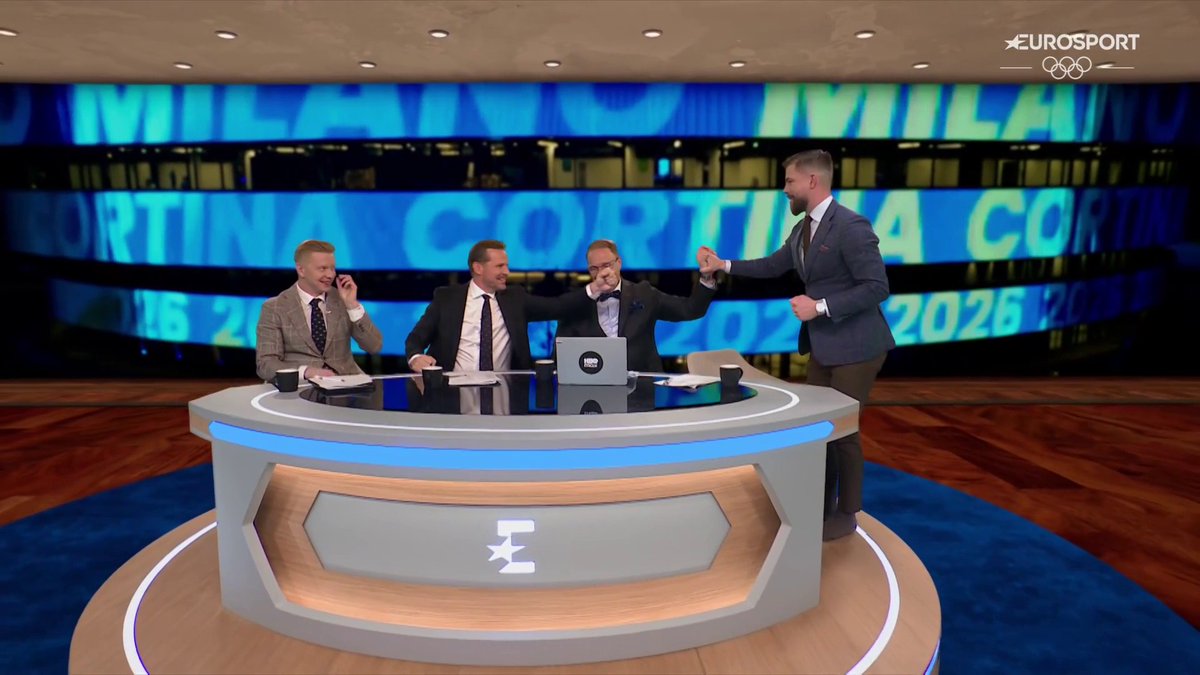 Teemu Selänne ei ole ainoa, jolla löytyy muuveja studiossa olympiavälierien aikaan. 😂 Joonas Donskoi laittoi tanssiksi erätauon aikana. 🕺 #olympialaiset #MilanoCortina2026