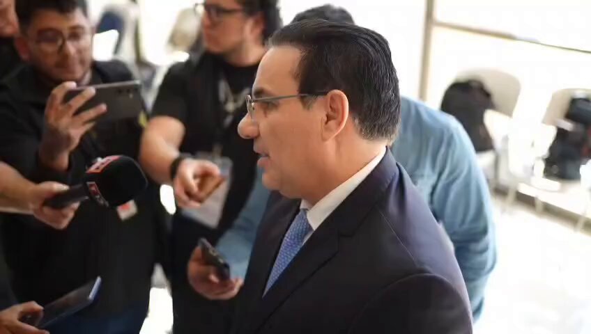 De estos dos saldrá el fiscal General del Ministerio Público 2026-2030 Se viene una cacería de brujas como nunca antes en Guatemala. Nosotros los opositores al gobierno narco corrupto criminal de Bernardo Arévalo seremos los primeros. Hay que buscar desde ya refugio