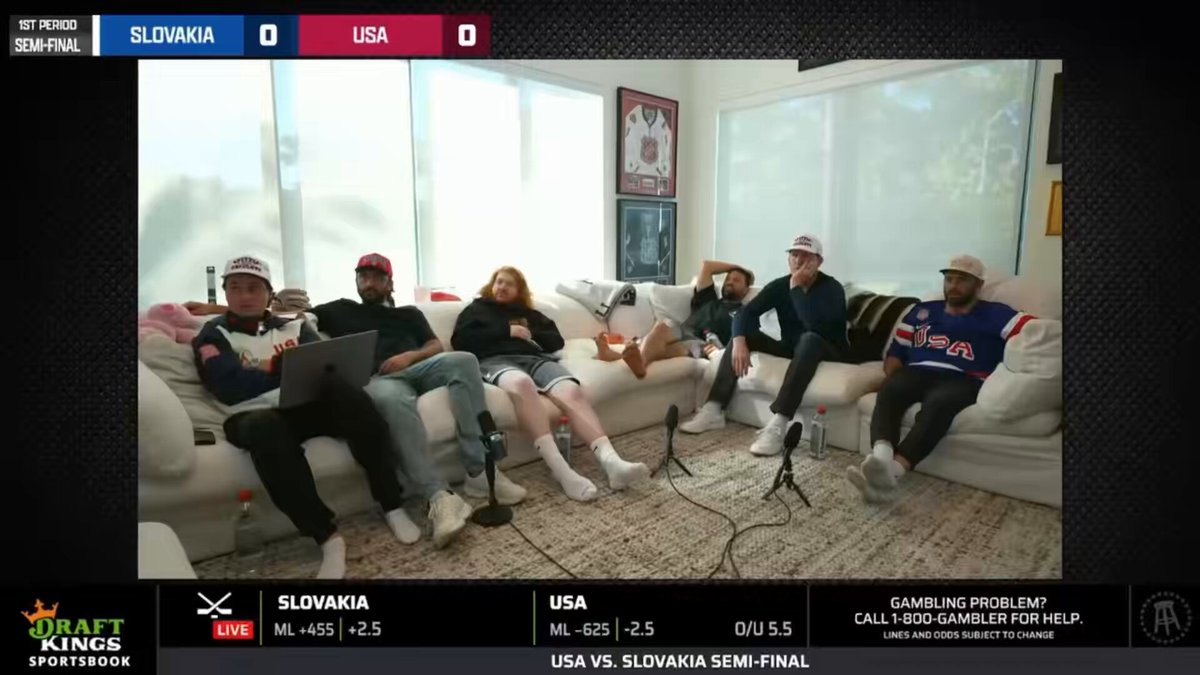 5 goals in two periods! USA USA USA 🇺🇸
