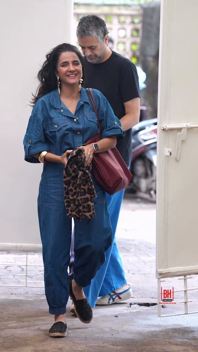 Couple # 44 Shruti seth 🧡 , A Gorgeous sanatani Hindu woman with her Muslim Husband and love of her life Danish Aslam 💚 Shruti and Danish have been Married now for 15 years. 15 years have already been passed and many more 15s to come for both of them 🧡💚 Retweet 🔁