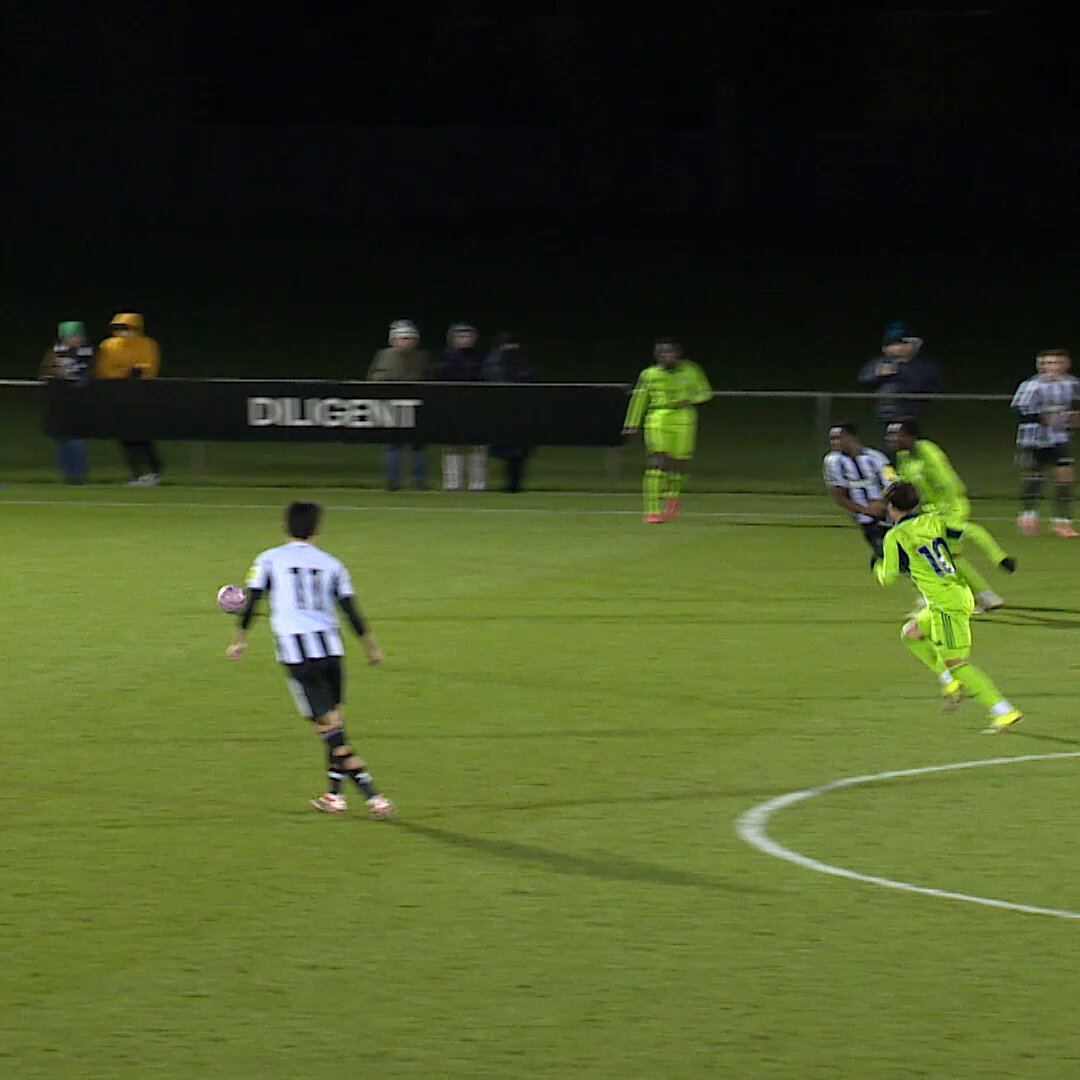 Found the clip 🎥 Goalkeeper, Aidan Harris, scores from his own half in Newcastle United U21’s win v Fulham 🚀 Full highlights are in the Official Newcastle United App now 📲