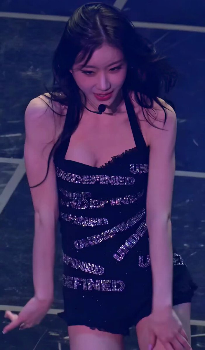 Chaeryeong (ITZY)