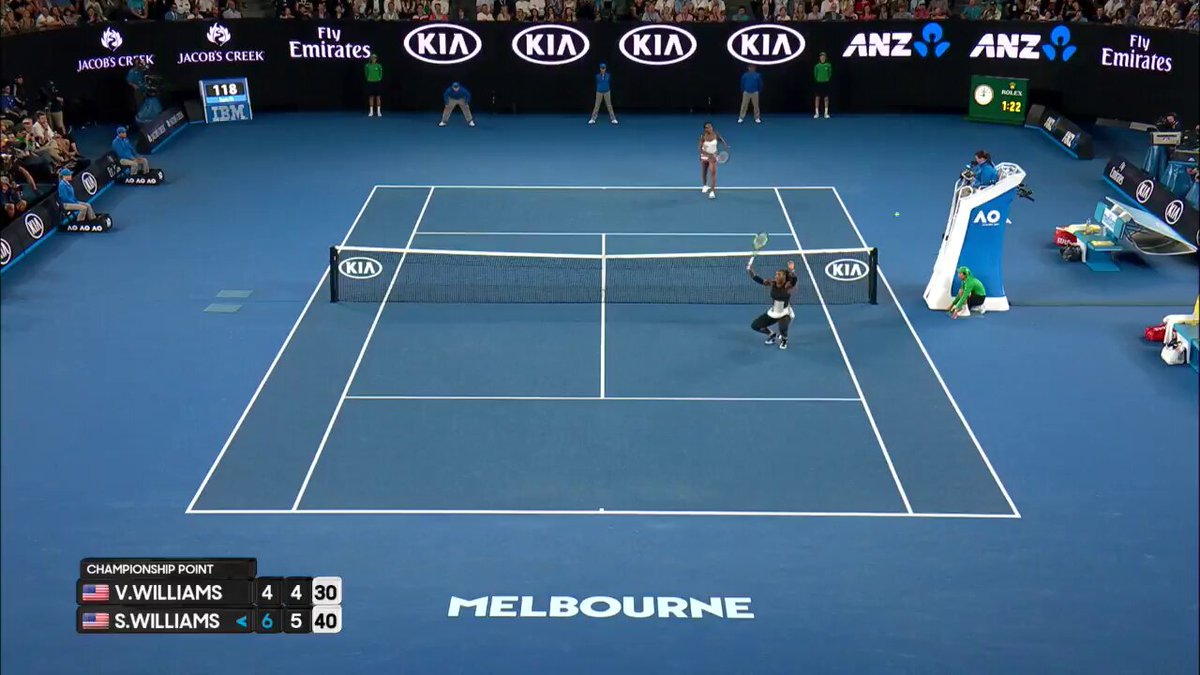 🤰🏽 Australia 2017. Serena Williams gana su 23° y último Grand Slam. Lo hace contra Venus y sin ceder sets en el torneo. Pero no es lo más épico: lo hace embarazada de tres meses. Se enteró dos días antes del inicio y no lo sabe casi nadie. Su hermana sí. Y sellan ese abrazo entre las tres.