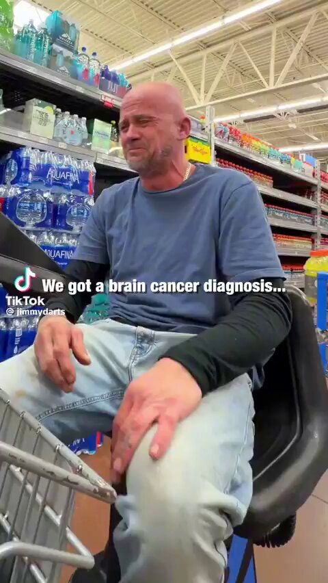 🚨HEARTWARMING: Danny was given months to live and his family was struggling financially. Amazingly, people rallied to raise $600K for them. It's beautiful to see communities stepping up. I'm praying for Danny.