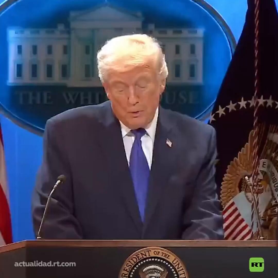 DONALD TRUMP ENLOQUECIÓ ANTE EL MUNDO! Acaba de decir que él tiene el poder de destruir el comercio mundial, de destruir a cualquier país e incluso de destruir a los EEUU, pero que su molestia es no puede cobrar un solo dólar de aranceles. CAPTÚRENLO!