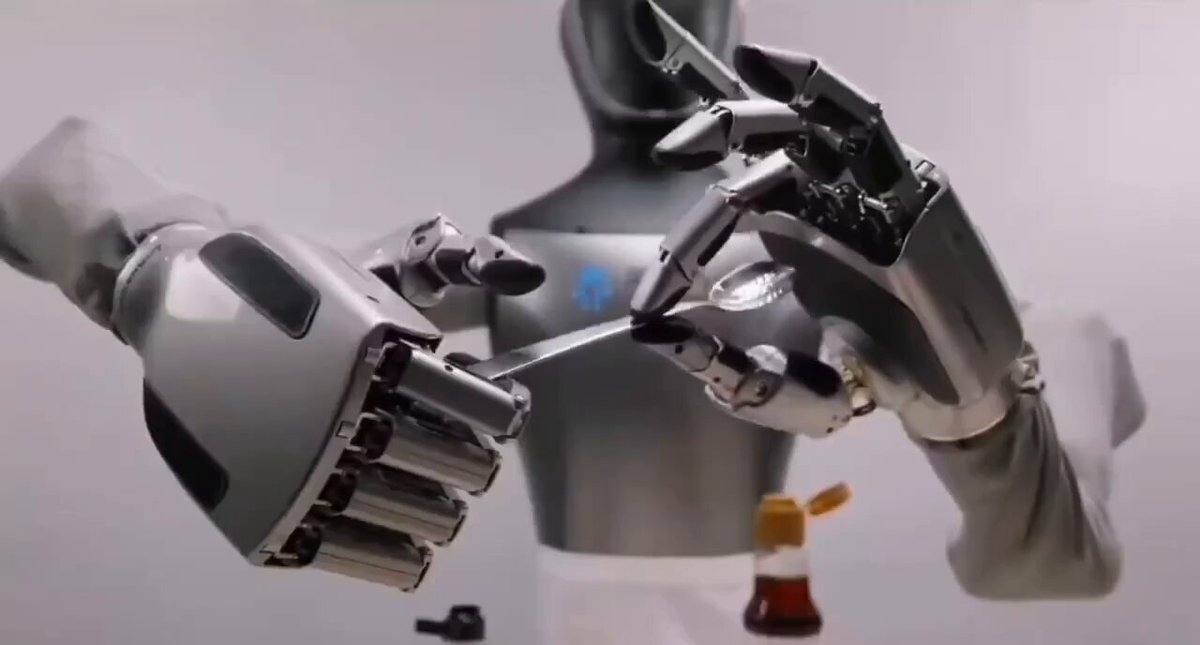 The STAR1 robot has learned to make dumplings — the machine can not only assemble them on its own but also cook them