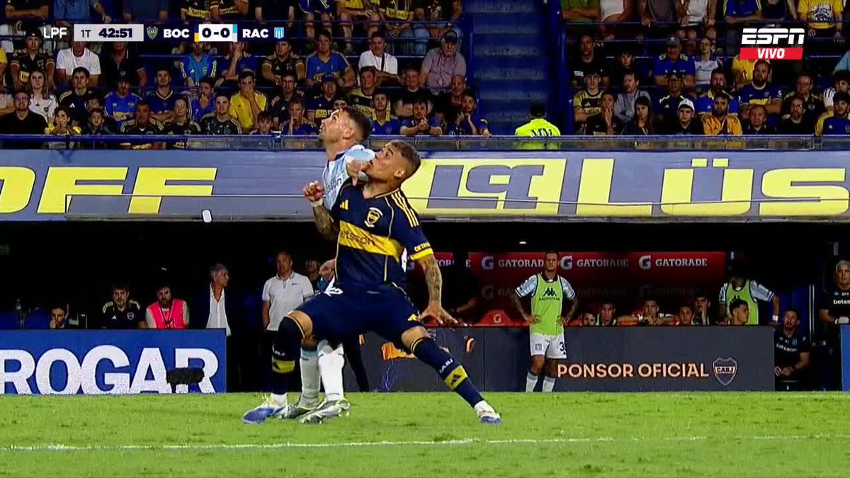 Maravilla y su reglamento a parte. Tiene una de estas por partido. Increíble.