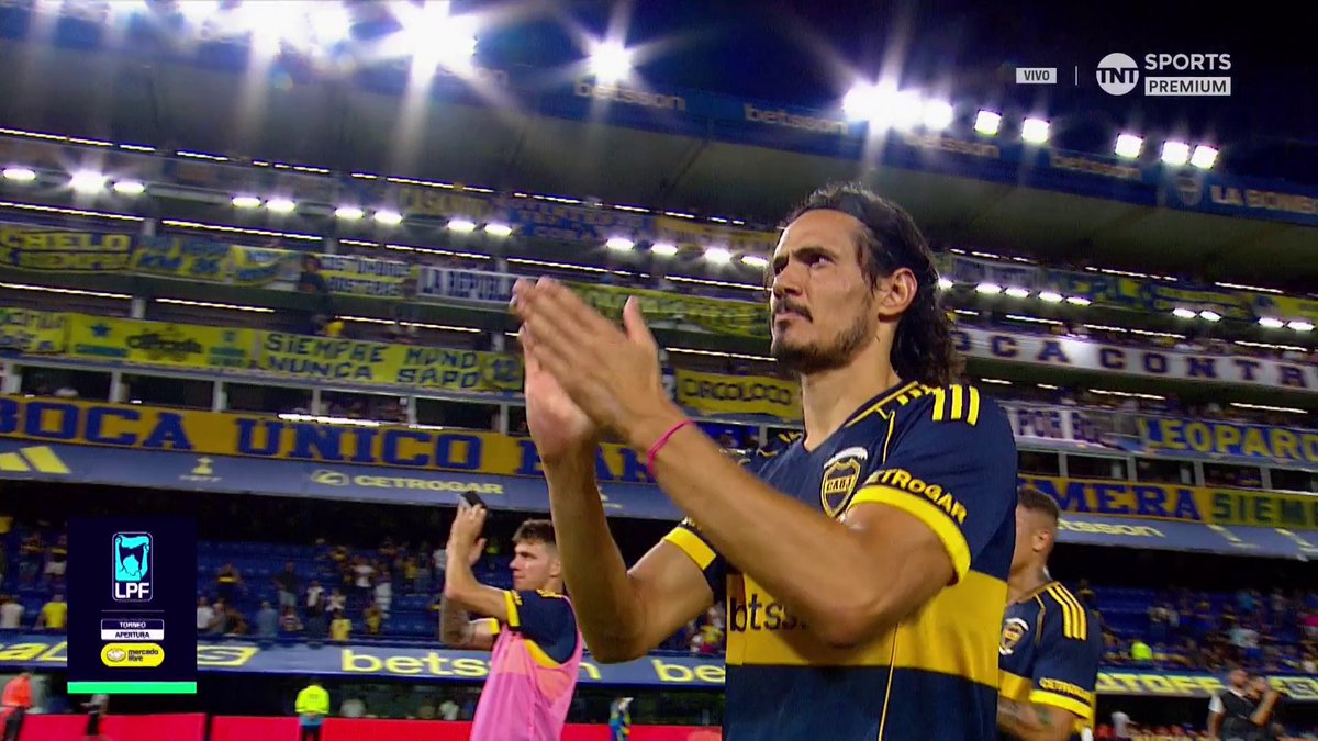 🏟️🟡❌ EN BOCA NO SE VA A ALENTAR, SE VA A SILBAR❗️ 👉 La Bombonera se transformó en el estadio en donde más silbidos se escuchan. 🗣️ El hincha Xeneize lo determinó y ya no lo esconde más: en La Boca se chifla a todo el mundo 🎶👇