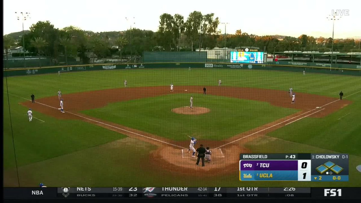 ROCH CHOLOWSKY GRAND SLAM 🚀 MLB's No. 1 Draft prospect demolishes his 4th homer in just 5 games this year. (📹: UCLA Baseball)
