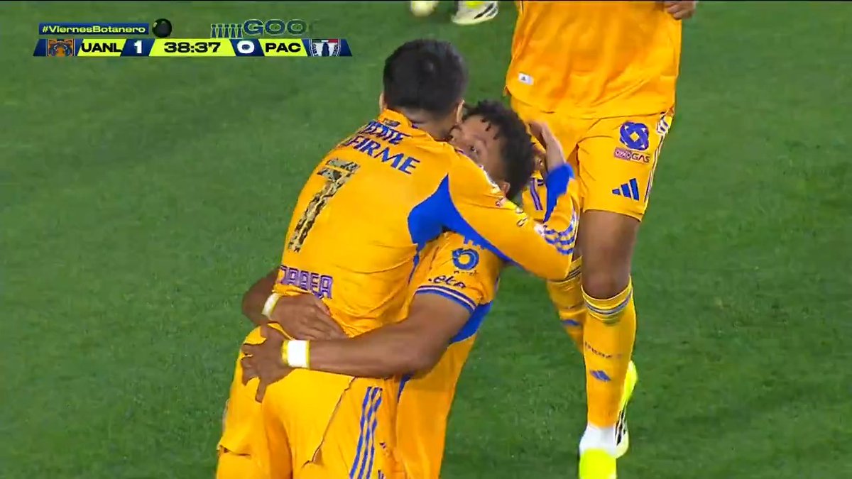 ¡Enorme balón de Angulo, Correa con la asistencia y Ozziel con la parte interna para poner el balón en la base del poste! ✋Golazo🤚