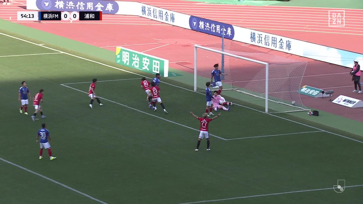 #モーメントブースター でシェアして盛り上がれ! ⚽️ゴール (54:16) 👟関根 貴大 🆚横浜F・マリノス vs 浦和レッズ 📺DAZNでライブ配信中 #DAZN #FanZone ユニクロ #UTme