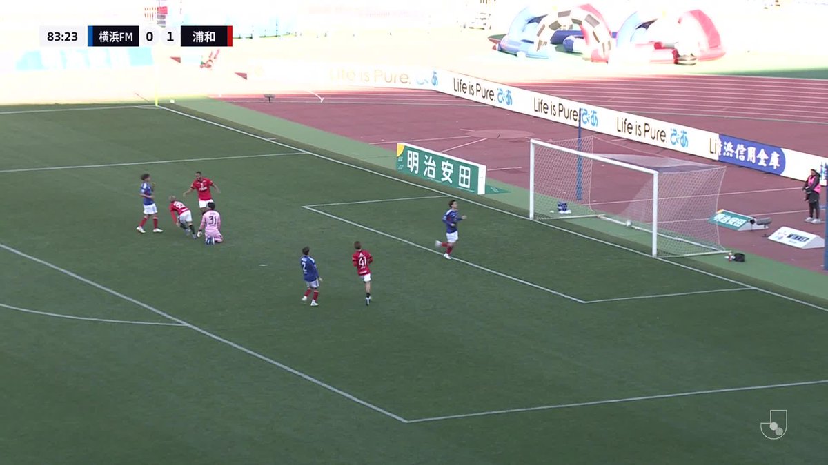 #モーメントブースター でシェアして盛り上がれ!​ ⚽️ゴール (83:24) 👟早川 隼平​​ 🆚横浜F・マリノス vs 浦和レッズ ​📺​DAZNでライブ配信中​ #DAZN #FanZone ユニクロ #UTme