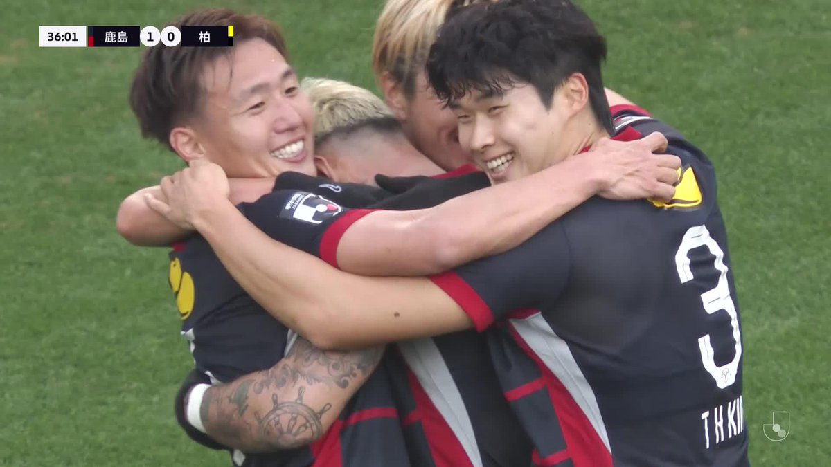 セットプレーから完璧な一撃！👏 🎦 ゴール動画 🏆 明治安田Ｊ１百年構想リーグ 地域リーグラウンド 第3節 🆚 鹿島vs柏 🔢 1-0 ⌚️ 36分 ⚽️ レオ セアラ（鹿島） #Ｊリーグ