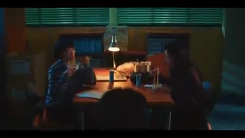 조신히 묶여있는 알본과 라면 먹방하는 금보 복희😋🍜 ...(´,,•﹃•,,`)✧ 물 올릴까.. #언더커버미쓰홍 #박신혜 #하윤경 #조한결