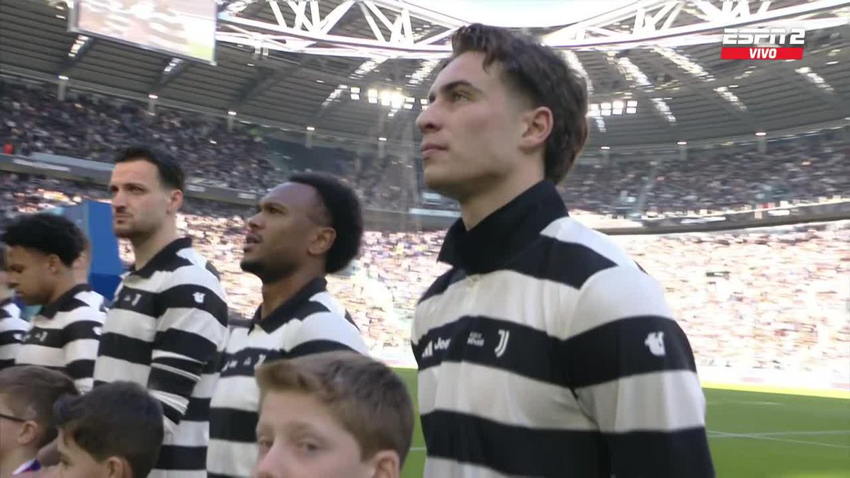 ¿Puntaje para la nueva camiseta de Juventus? 😍 📺 Mirá la #SerieA por #DisneyPlus Plan Premium