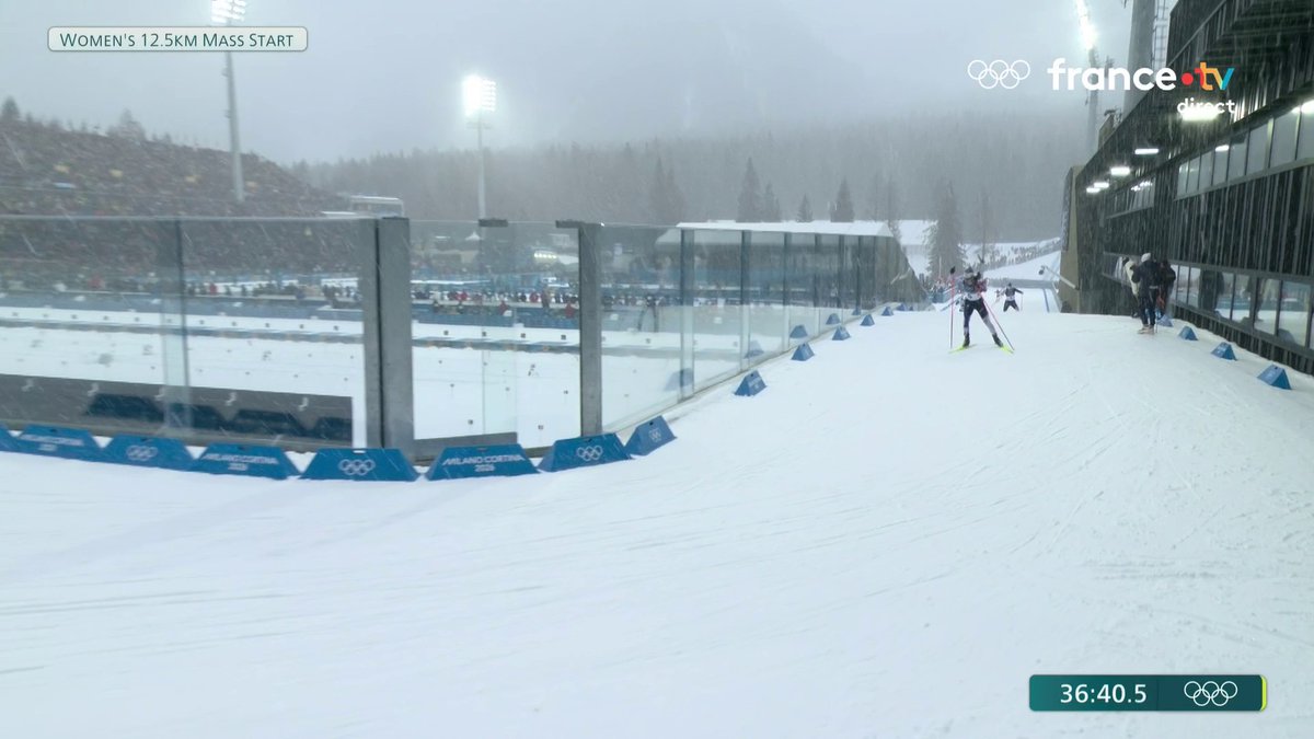 🇫🇷🎿🥇🥈 ALERTE INFO | Superbe DOUBLÉ français sur la Mass Start de biathlon ! Océane Michelon s’offre l’or, Julia Simon décroche l’argent.